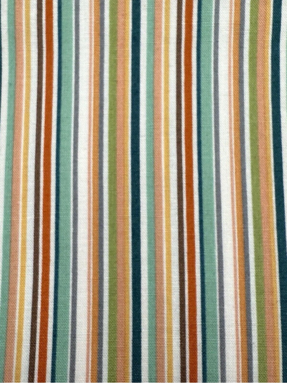 Makower UK Fabric 100% Cotton 2203 Straight Stripe Quilting 62" x 42"